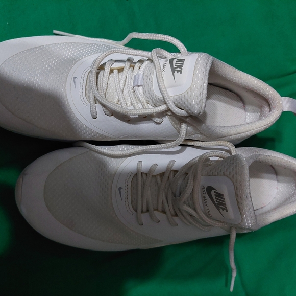 SNEAKER - Picture 3 of 4